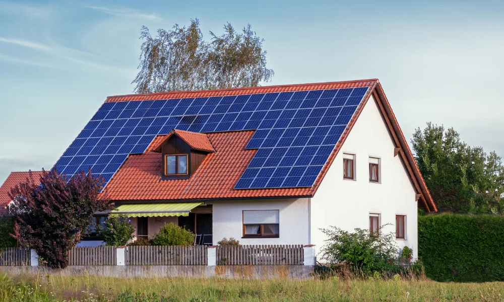 Why Choose Solar Energy for Homes & Businesses