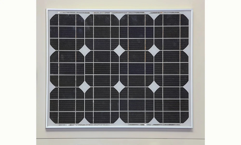How Monocrystalline Panels Perform Better in Real Conditions